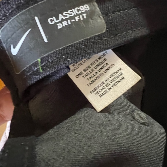 USC logo Nike Classic99 Dri-Fit Baseball Cap - Picture 5 of 5